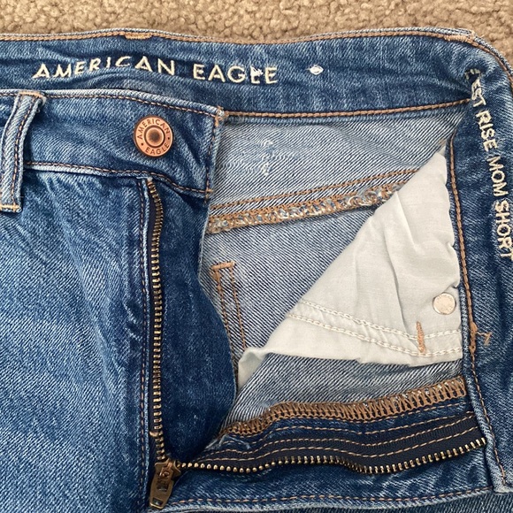 AE mom short - Picture 3 of 4